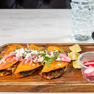 TACOS DE BIRRIA